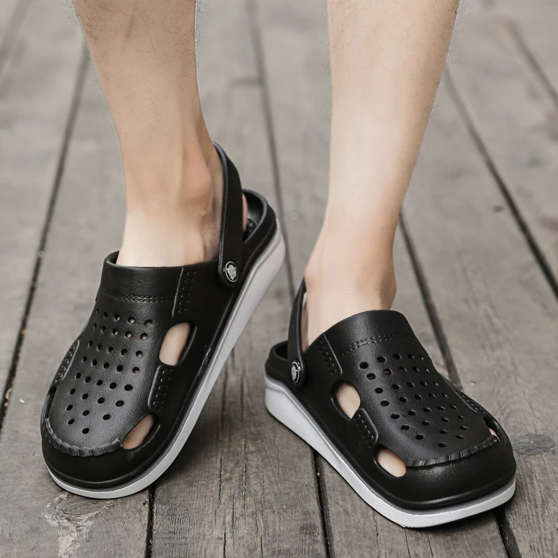 

Crocks Men Shoes Male Sandals Crocse Summer Shoes Sandalias Hombre Slippers Sandalet Clogs Sandles New 2019 Croc Women Shoes
