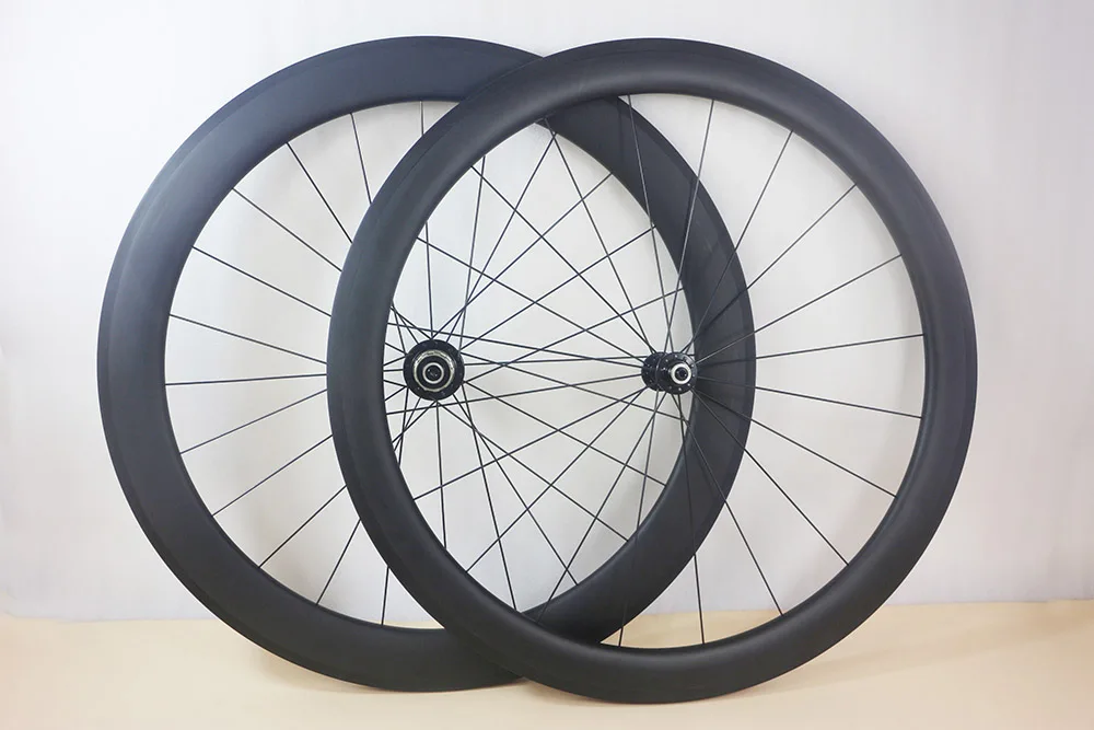 700C triathlon carbon wheels 50mm front 20h / 60mm rear 24h Road bike
