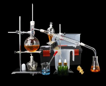 

Standard Configuration Distilled Water device for refining Essential oil Purification with 500ml thickening flask and Toolbox