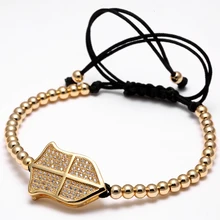 2016 nuevos hombres de pulsera sparta encantos escudo de topes y 4mm cuentas micro pave circón trenzado macrame joyería de los hombres pulseras del abrigo