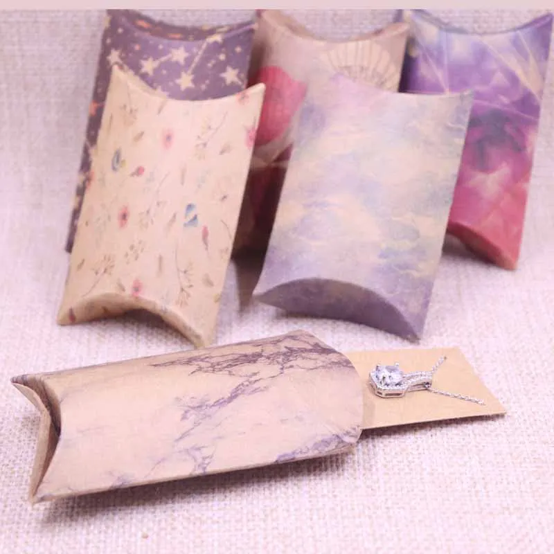 

8x5x2cmPillow Box With 5x4cmInner Cards Kraft Printing Package Solid Inner Cards Jewelry Display Paperboard Hot Selling Colorful