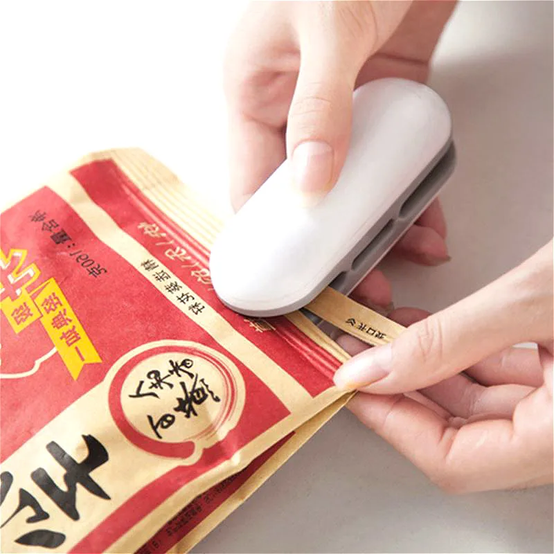 

DG01 Mini Heat Sealing Machine for Bags Handy Heater Package Sealer Clamps for Kitchen Packing Machine for Food