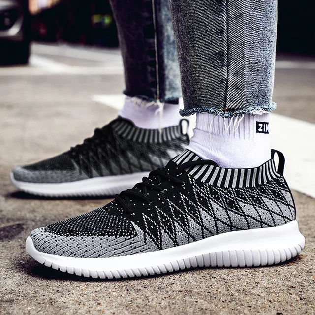 

Men's shoes running shoes 2019 new summer mesh breathable Flying weaving running shoes size: 46-48