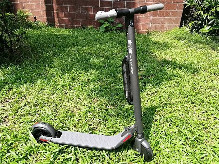 Best Original Ninebot ES4/ES2 Electric Scooter hoverboard Version 1.3 foldable lightweight long board electric skateboard with APP 3 Best Original Ninebot ES4/ES2 Electric Scooter hoverboard Version 1.3 foldable lightweight long board electric skateboard with APP 3