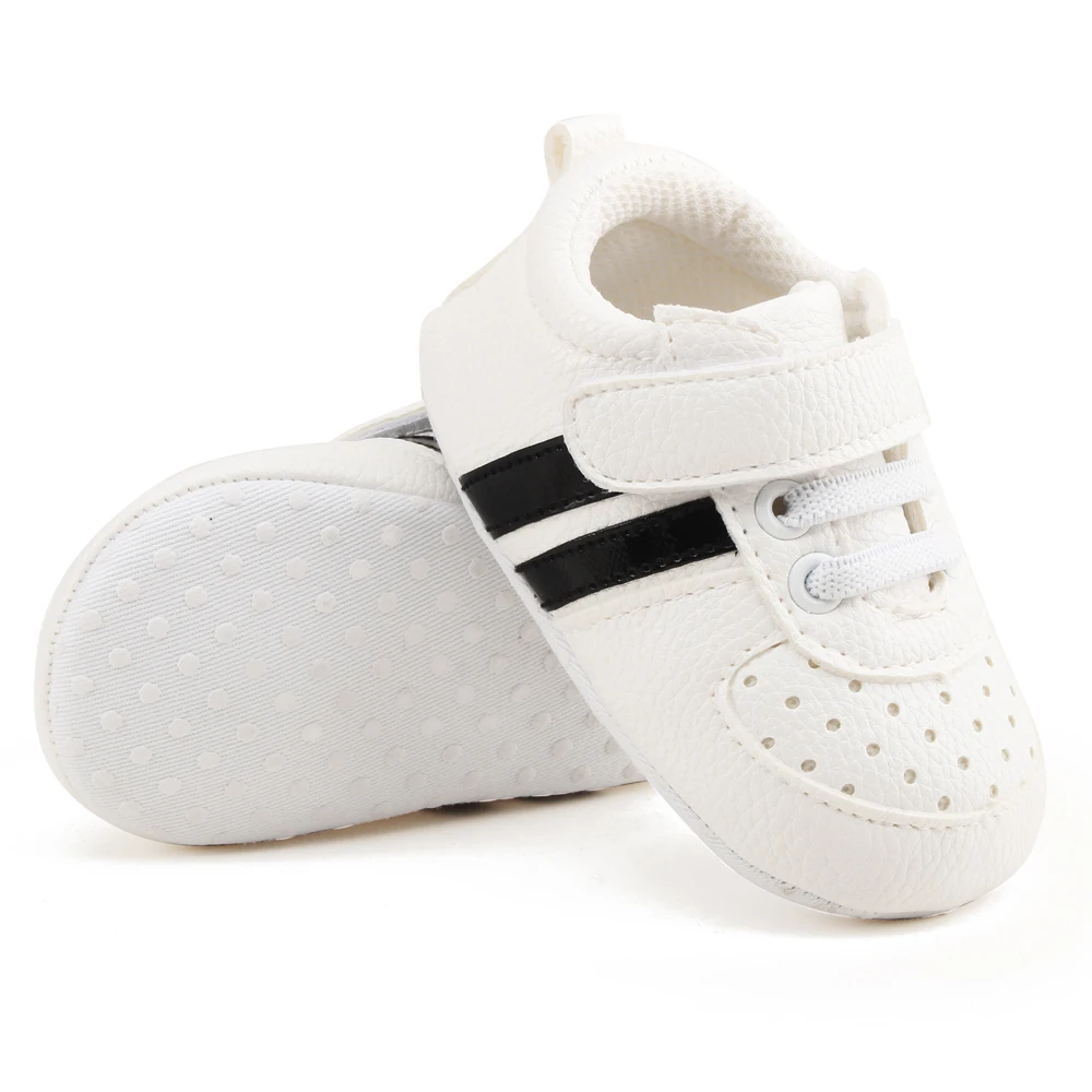 Delebao Slip-On мелкой Обувь для младенцев мягкие пушистые теплые зимние новорожденных для маленьких мальчиков Обувь Младенческая малышей Обувь