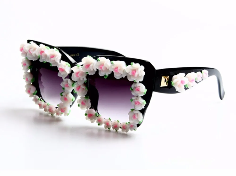 Brand Designer 2017 Sunglasses Women Red Flower Baroque Style Luxury Sunglasses For Ladies Beach Summer Eyewear Brand Designer 2017 Sunglasses Women Red Flower Baroque Style Luxury Sunglasses For Ladies Beach Summer Eyewear