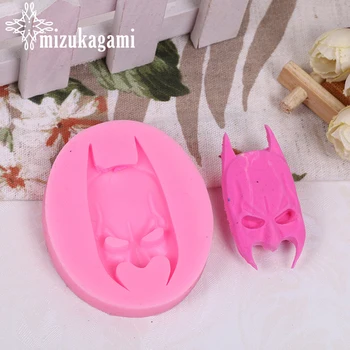 

1pcs UV Resin Jewelry Liquid Silicone Mold Batman Mask Cartoon Resin Charm Molds For DIY Intersperse Decorate Making Jewelry