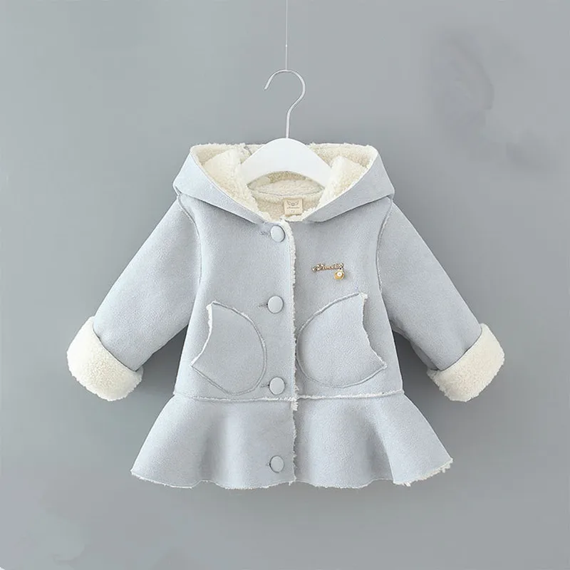 Одежда для маленьких девочек; детская зимняя бархатная куртка; Детское пальто с капюшоном и большим бантом для девочек; Новая модная верхняя одежда с карманами