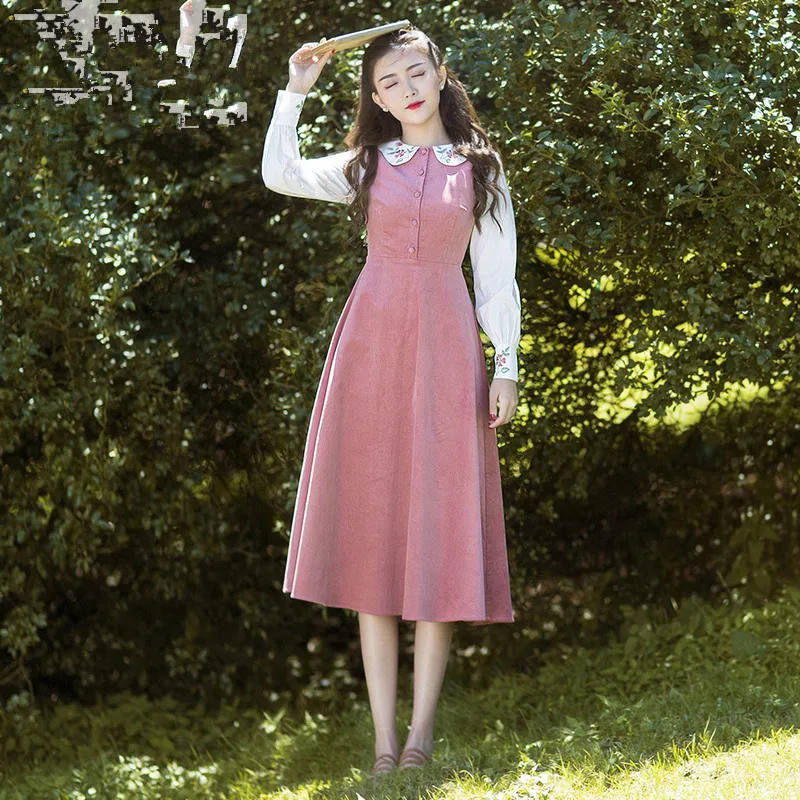 

2017 Autumn Women dress Elegant Swing hem Petter pan collar Long Sleeve Embroidery Vintage Retro Tunic Vestidos