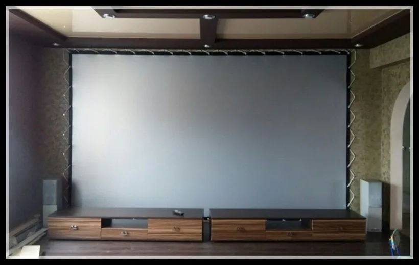 SILVER SCREEN