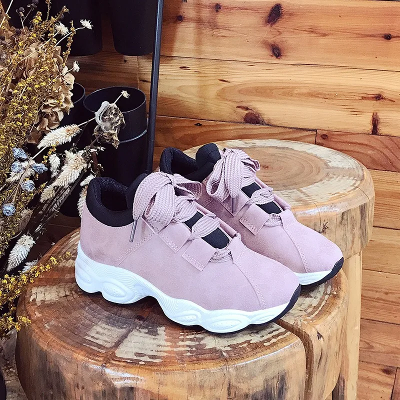 

2019 women's sneakers Korean version of the round head front tie with platform shoes to prevent horizontal and casual shoes