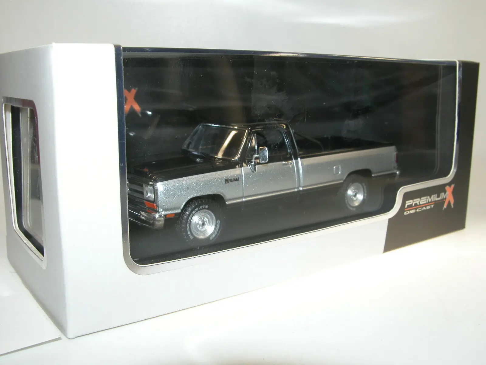 Премиум/X 1:43 1987 Dodge Ram pick-Up-синий/серебристый Бутик сплава Модель автомобиля игрушки для детей Детские игрушки модель подарок оригинальная коробка