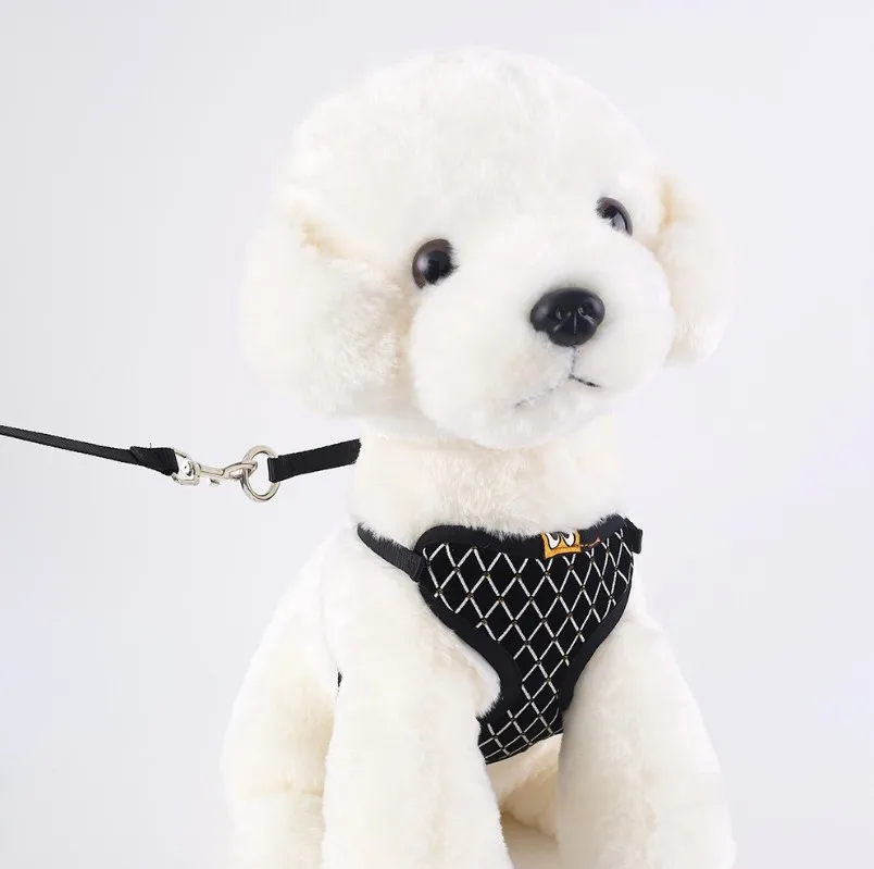 

Mesh Cat Harness and Leash Set Rhinestone Breathable Cat Collar Harnesses Vest Pet Traction for Small Medium Dog Cat Puppy
