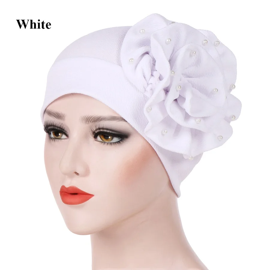 1 шт., женские эластичные шапочки с большим цветком, жемчужные бисероплетенные волосы, кепка Африканский тюрбан, бохо, головной убор, Свадебная вечеринка, шапка - Цвет: Белый