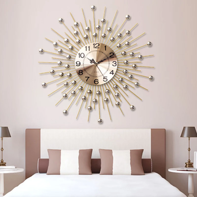 

European Wrought Iron Luxury Wall Clock Crafts Decoration Home Livingroom Dinningroom Wall Hanging Ornament Wall Mural Craftwork