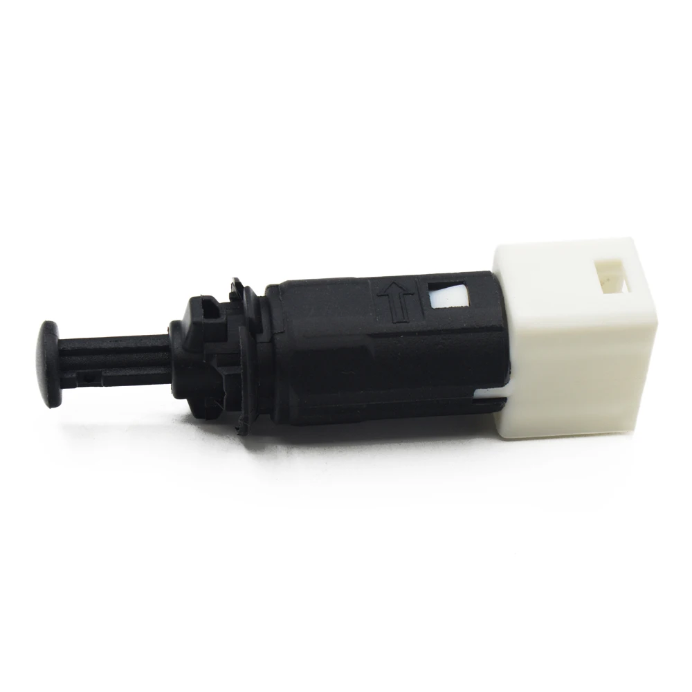 

100% New # 454 545 02 14 / 7700414988 For Nissan Primastar Kubistar RENAULT Clio Espace Kangoo Laguna Trafic Brake Light Switch