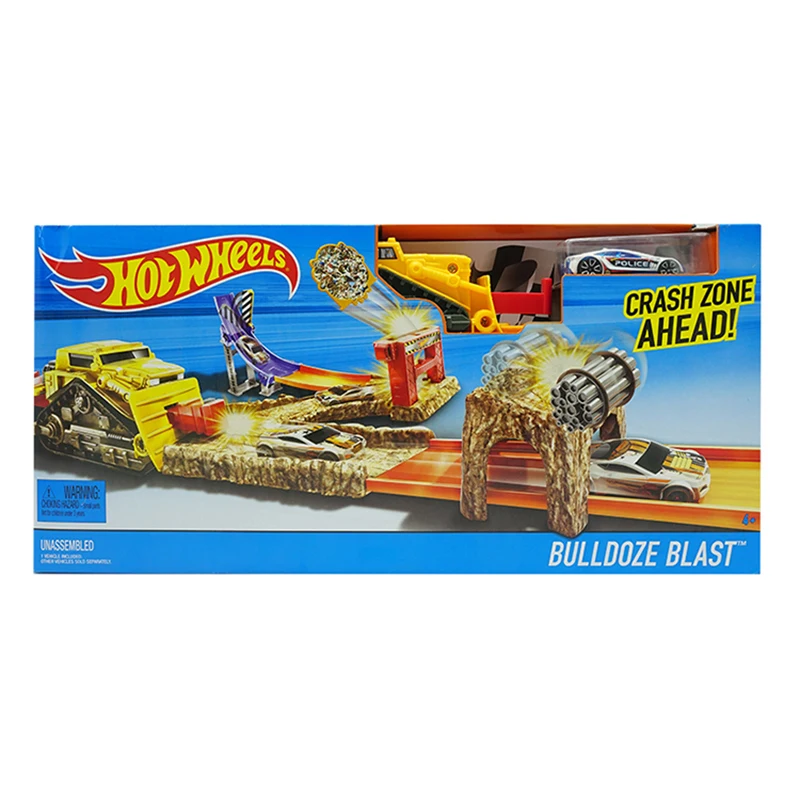 Спортивный автомобиль Hot Wheels трек для взрыва через мусорную перемычку DNR74