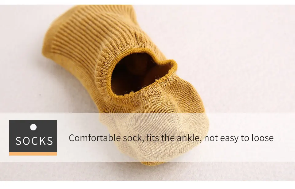 08 short socks