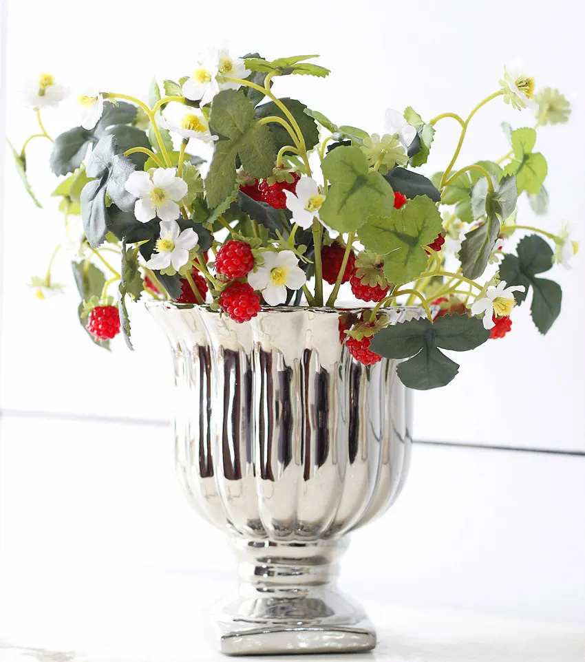 6 Heads 1pcs Acrylic Strawberry artificial fruit flowers for party home garden Floral decor decoration fake flower 52089 6 Heads 1pcs Acrylic Strawberry artificial fruit flowers for party home garden Floral decor decoration fake flower 52089