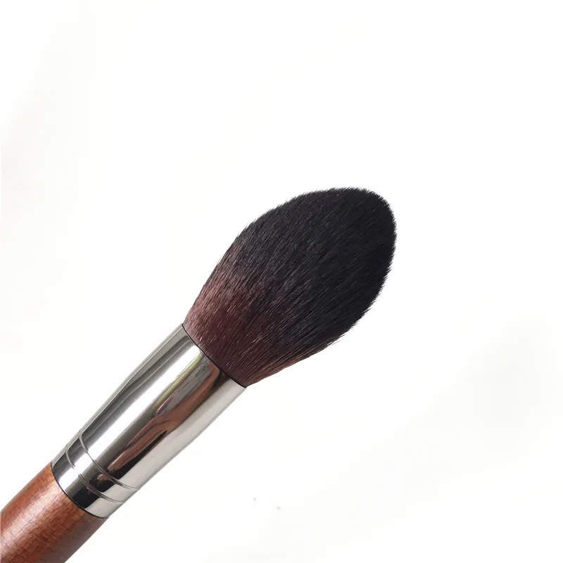 MAKEUP FOREVER BLUSH BRUSH 160 _ 2