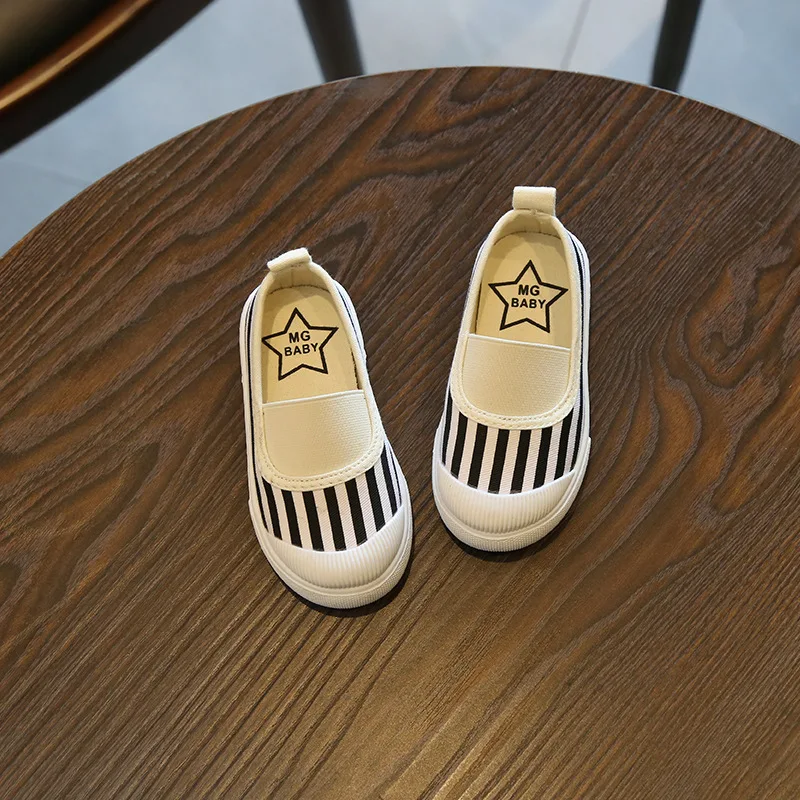 Детская обувь на плоской подошве 2019 для девочек Детские парусиновые кроссовки