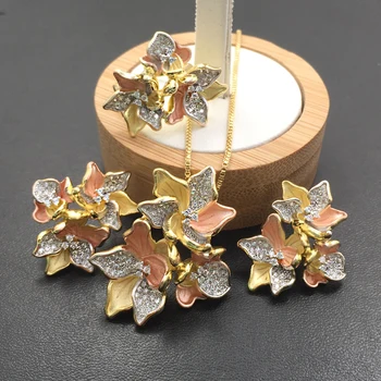 

Lanyika Jewelry Set Graceful Irregular Flower Sandblasting Plated Necklace with Earrings and Ring Anniversary Bridal Best Gift