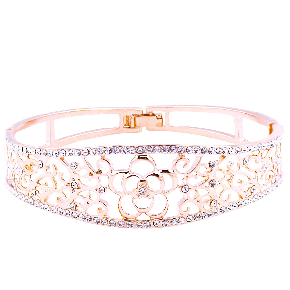 W032 Hollow Rose Flower Bangles Women Gold Color Jewelry 2017 Latest