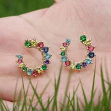 Arc C 3/4 круглые микро проложить радужные кристаллы стеклянные бусины CZ кубический циркон циркония серьги гвоздики для женщин повседневные ювелирные изделия подарок