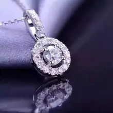 Настоящее Твердые 18 К Белое золото 1 карат Обручение Муассанит кулон Цепочки и ожерелья Halo Бриллиантовая подвеска для Для женщин 16 дюймов Цепочки и ожерелья