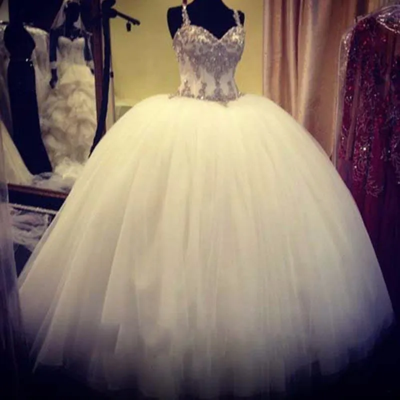 Luxury Wedding Dress 2019 Vestido De Noiva Csamento Spaghetti Straps Beading Crystals Lace Up Ball Gown Tutu Wedding Dresses Luxury Wedding Dress 2019 Vestido De Noiva Csamento Spaghetti Straps Beading Crystals Lace Up Ball Gown Tutu Wedding Dresses