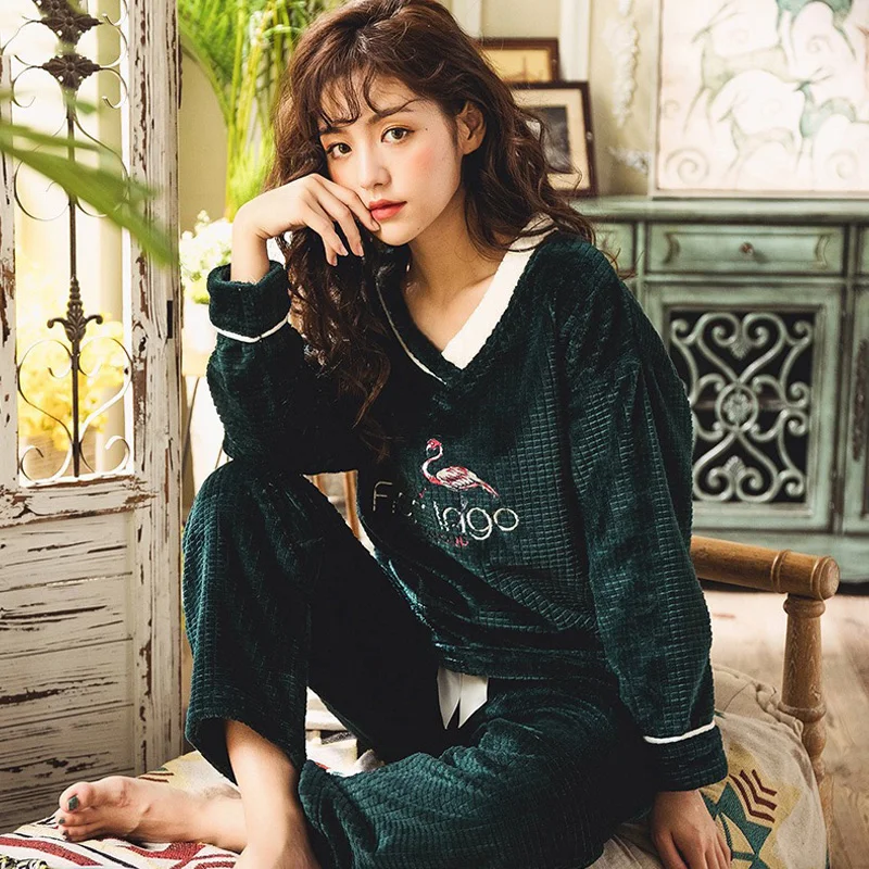 

Flannel Pajama Suit Sets Flamingo Animal Thick Warm Pijama Costume Nightgown Sleepsuit 2018 Winter new Women Pyjamas for women