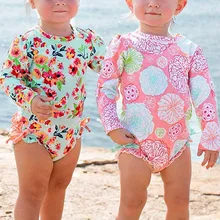 FEESHOW Infantil/купальный костюм для маленьких девочек; Цельный купальник с длинными рукавами и цветочным принтом; летний купальный костюм для вечеринки; одежда для малышей