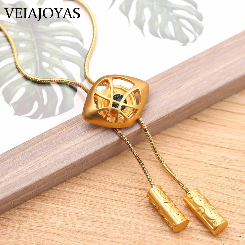 

Avengers Infinity War Doctor Strange Necklace Gold Color Eye of Agamotto Pendant Necklaces Gift Charm Jewelry Cosplay Accessory