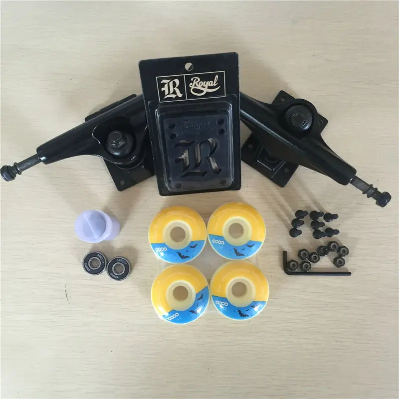 skateboard trucks andbearings andwheels (15)