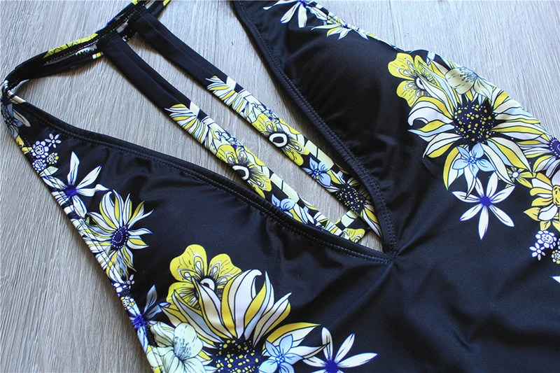 One piece swimsuit (9)