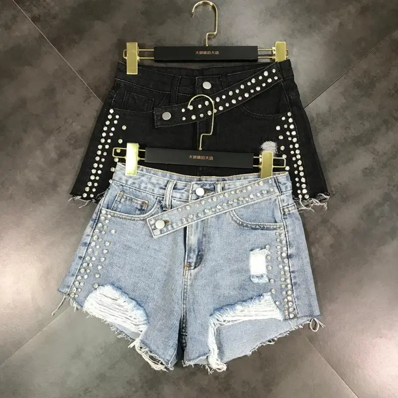 

Summer New Heavy Industry Hydraulic Drill Nail Pearl Fur Edge Jeans Shorts Three-thirds Trousers Hot shorts Female