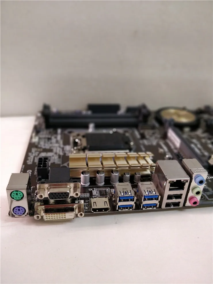 المقبس lga 1150 لآسوس H97-PLUS الأصلي استخدام المكتبي إنتل H97 ddr3 usb3.0 sata3 PCI-E3.0