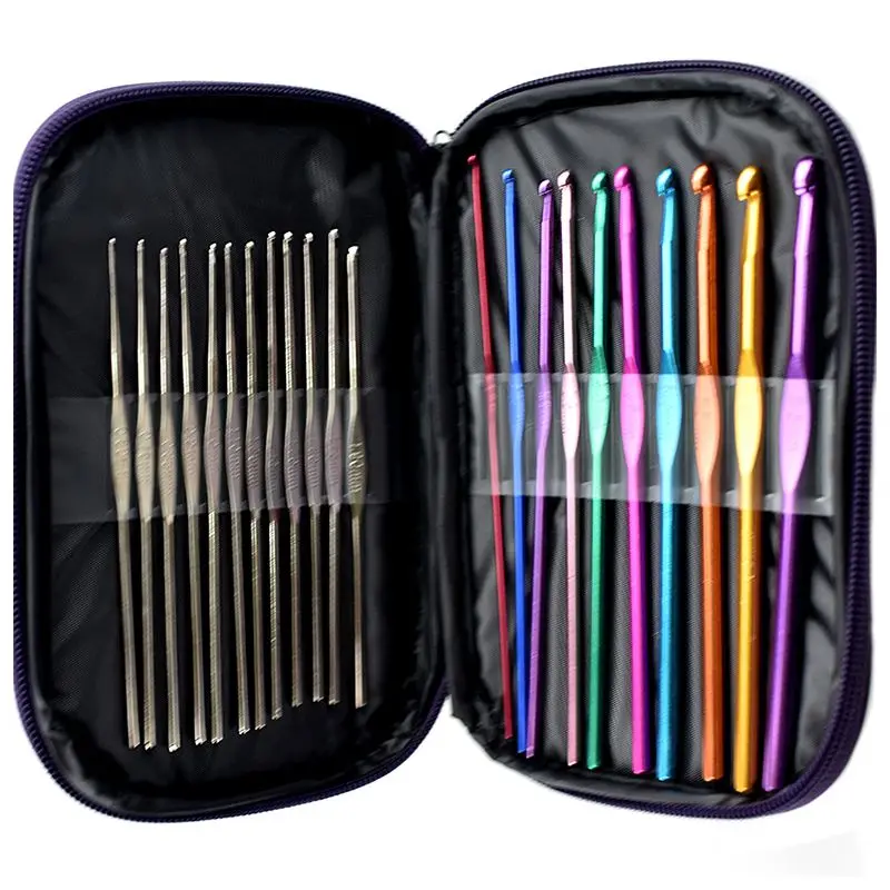 Set of 22 Aluminium Crochet Hooks for Knitting Crafts with Case