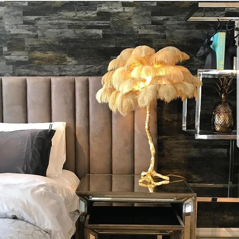  Nordic Copper Resin Gold Desk Lamp Ostrich Feather Bedside Lamp High-grade handmade tiffany lamps A