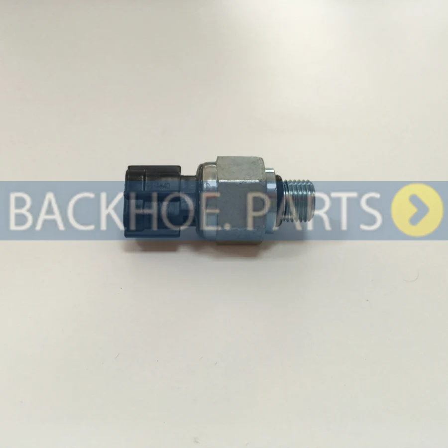 

Pressure Sensor 7861-93-1840 for Komatsu Bulldozers D39EX-22 D39PX-22 D31EX-22 D31PX-22 D37EX-22 D37EX-22 D37PX-22