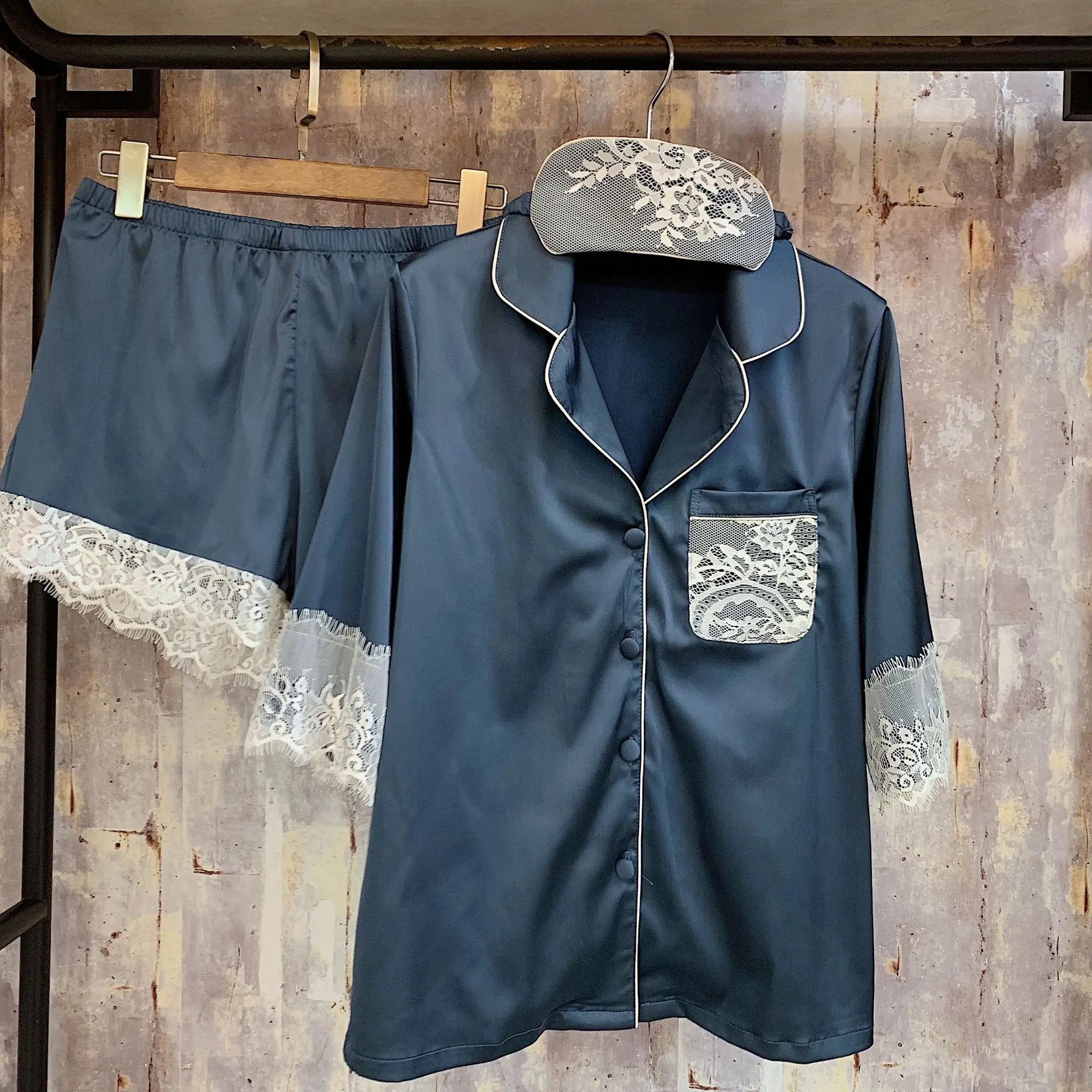 

Simple high-end lace stitching pocket two-piece suit for women in summer 2019
