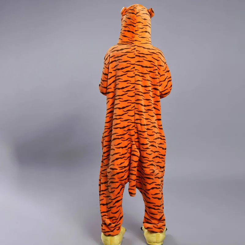 4596626031_1412105691