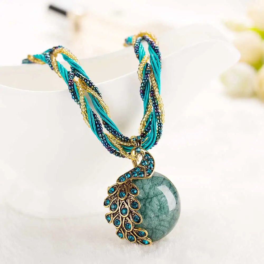 

2016 new peacock decoration rough rough necklace short clavicle female chain green stone pendant necklace summer jewelry