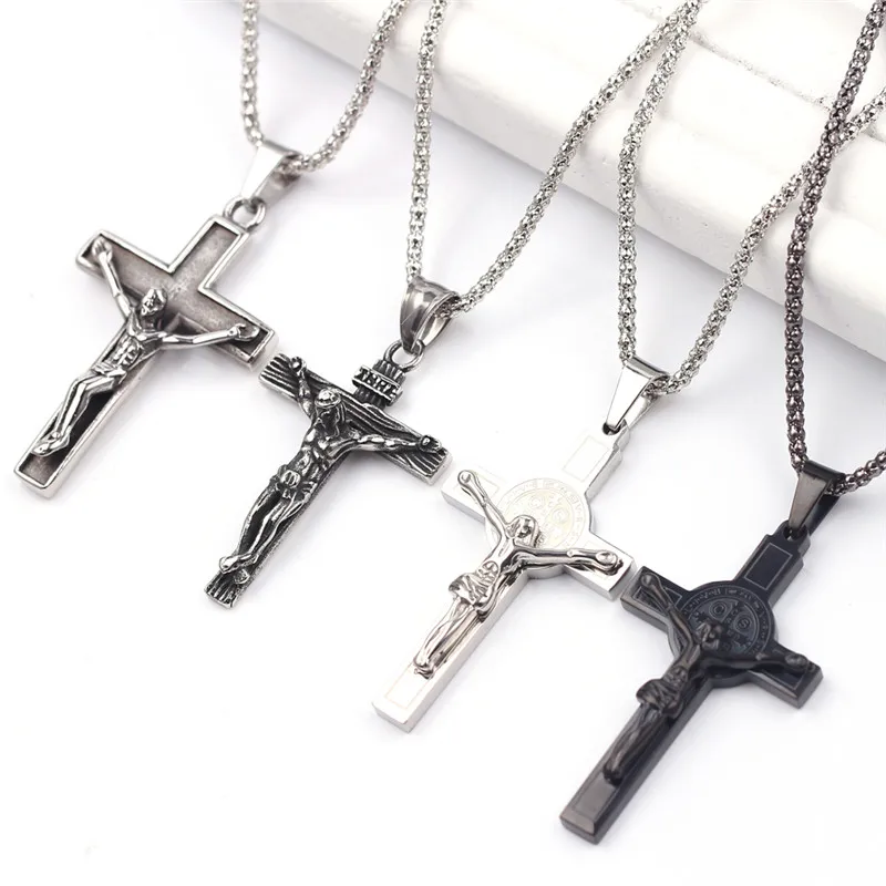 

Crucifix Cross Pendant Necklace For Women Men Snail Link Chain Cross Black Necklace Fashion Wholesale Jewelry