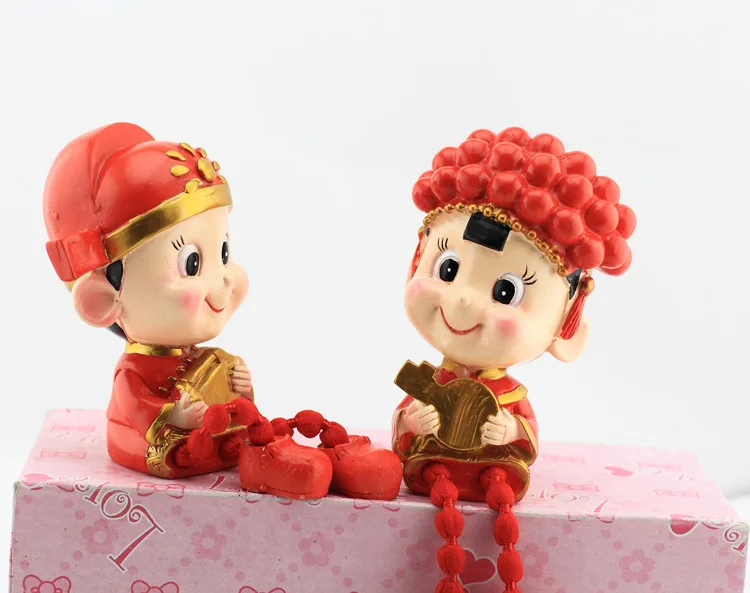 chinese wedding bride & bridegroom resin dolls hanging feet dolls ornament home furnishings
