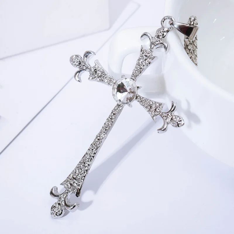 

Crystal Cross Pendant Necklaces For Women Men Long Sweater Chain Silver Plated Rhinestone Charm Jewelry Accessories Choker