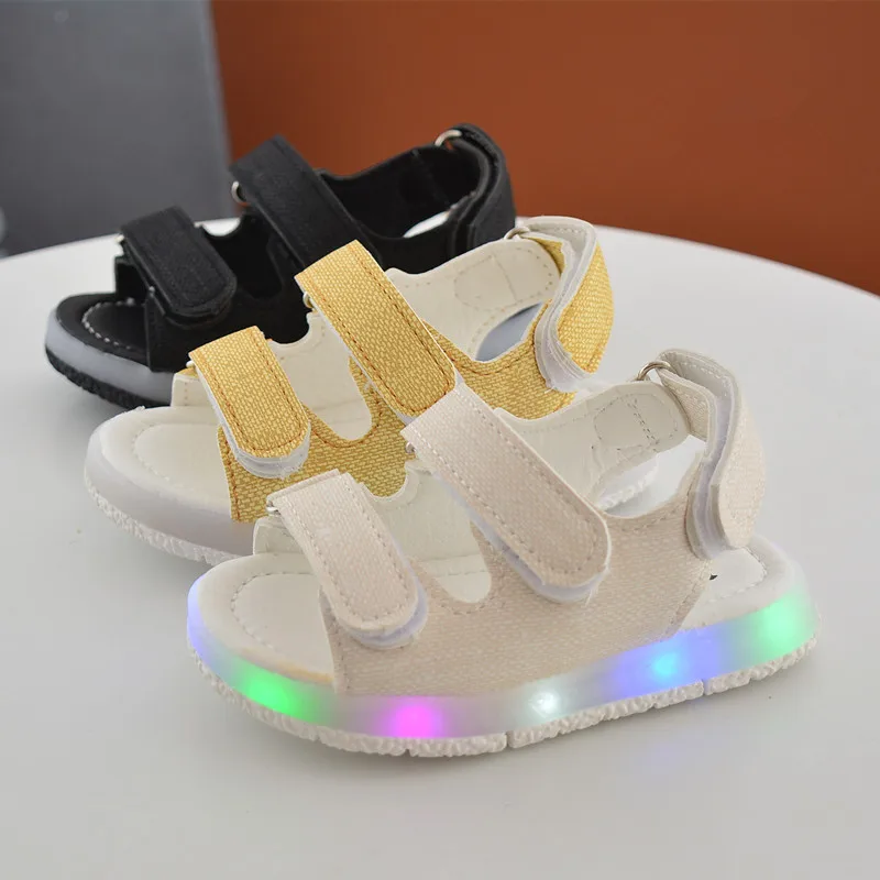 

2018 LED luminous children sandals high quality baby boys and girls summer sports shoes breathable newborn soft bottom shoes