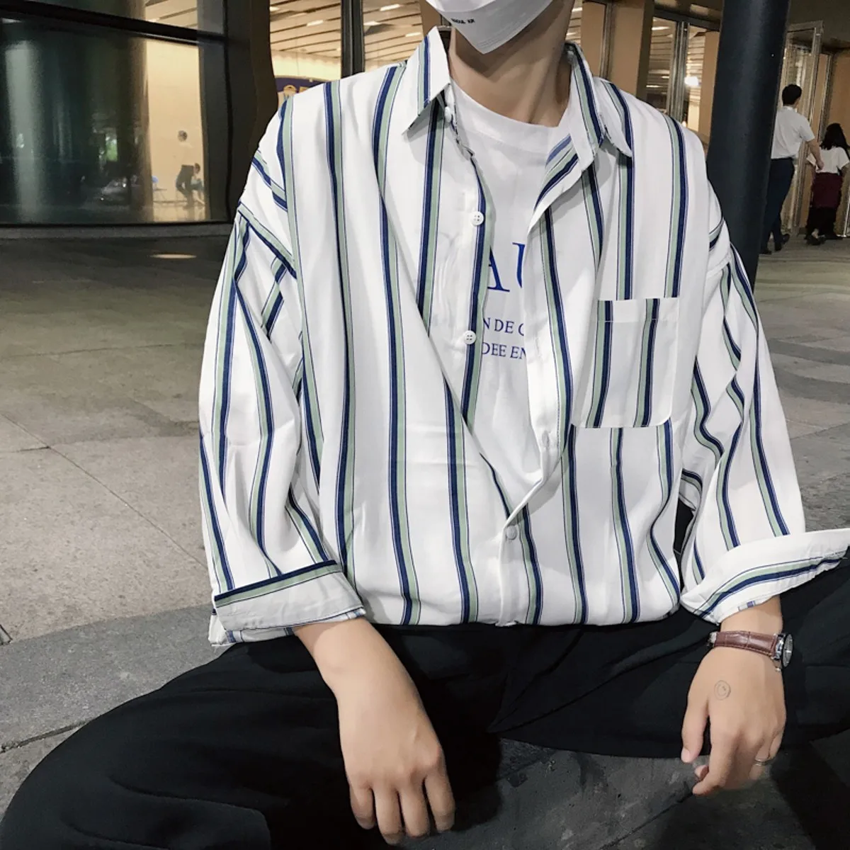 

Fashion Casual Men's Long Sleeve Shirt Spring And Autumn New M-XL Stripe Loose Shirt Four Colors Personality Youth Popular