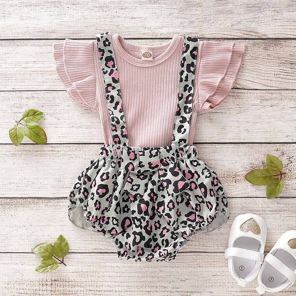 Одежда для новорожденных девочек Однотонные топы с оборками и рукавами, шорты с цветочным рисунком, комбинезоны г. летняя одежда