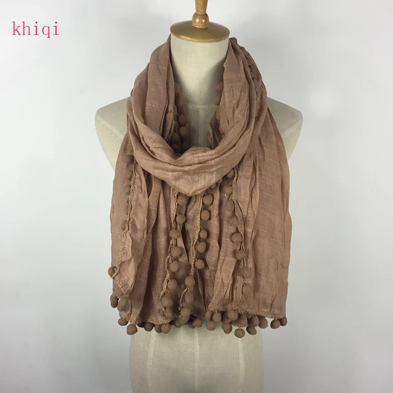 

High Quality Fashion Dress Garments Accessory Pom Pom Head Hijab Scarf Women Long Design Plain Cotton Pashmina Shawl Solid Color